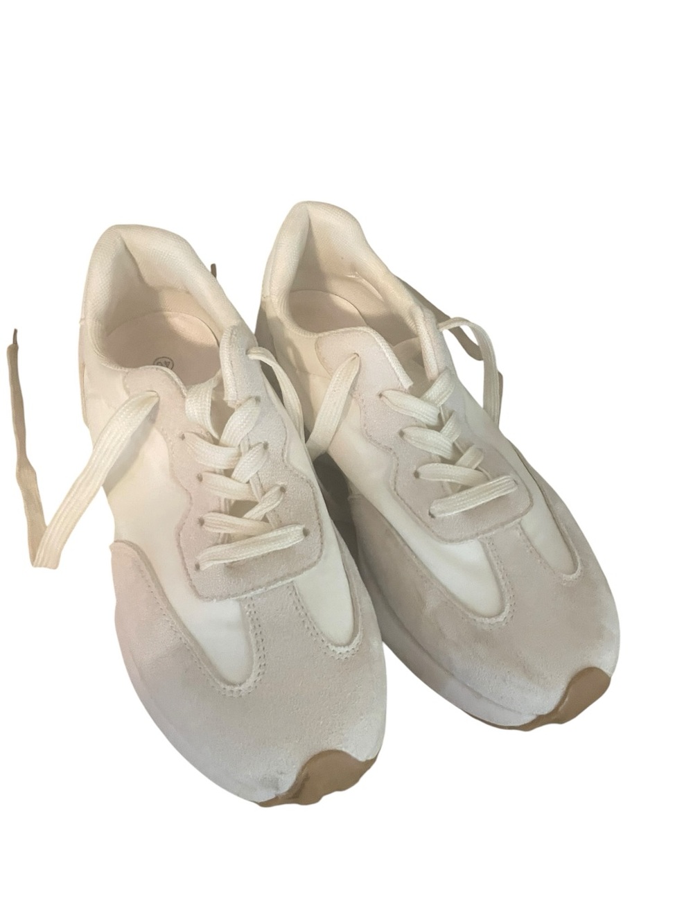 FME shoes Women's Neutral Cream Casual Sneakers size 9.5 perfect condition